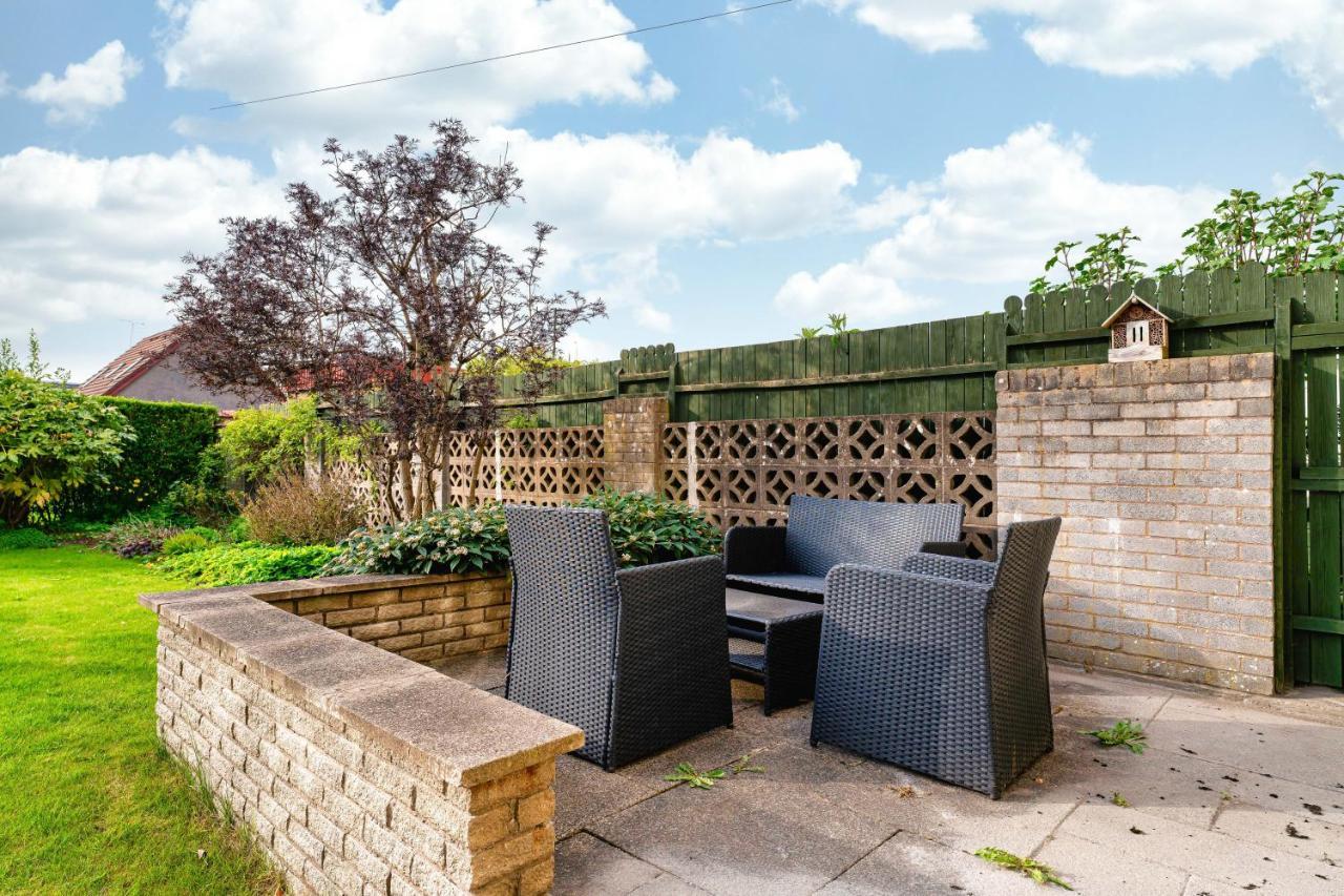 New Four Bedroom House - All Rooms Ensuite Stirling Exterior foto