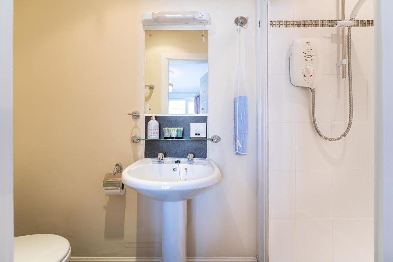 New Four Bedroom House - All Rooms Ensuite Stirling Exterior foto